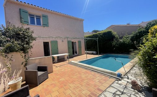 Villa in Le Pradet, Provence-Alpes-Côte d'Azur, Frankreich 1