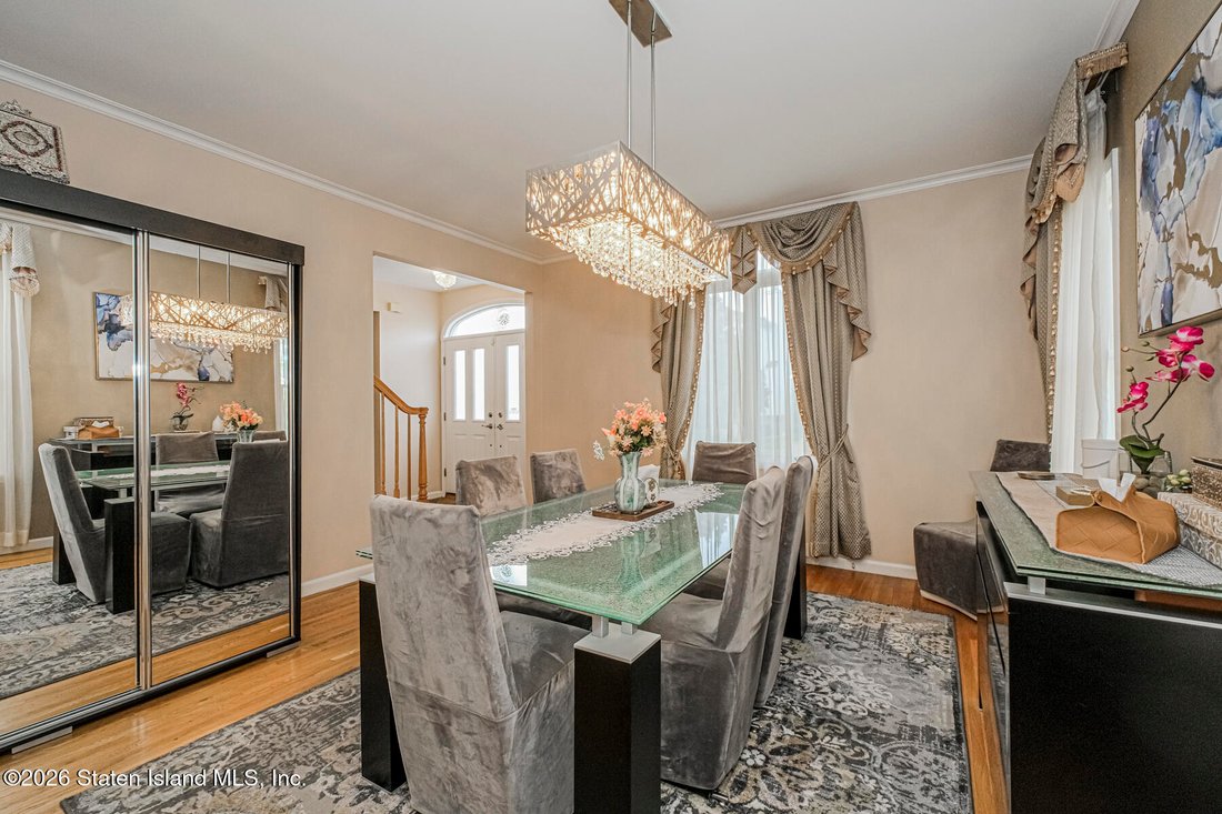 House in New York, New York, United States 5 - 18026188