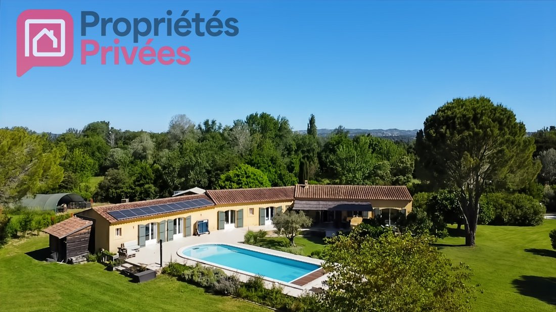 Villa in Mouriès, Provence-Alpes-Côte d'Azur, France 1 - 18031497
