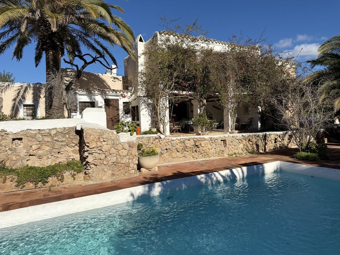 Finca in Sant Josep de sa Talaia, Balearic Islands, Spain 2 - 18025649