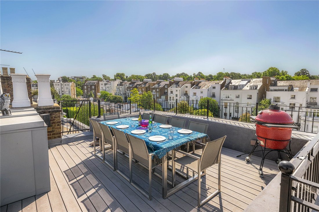 Apartment in Holland Park, Kensington And Chelsea, England 1 - 17431308