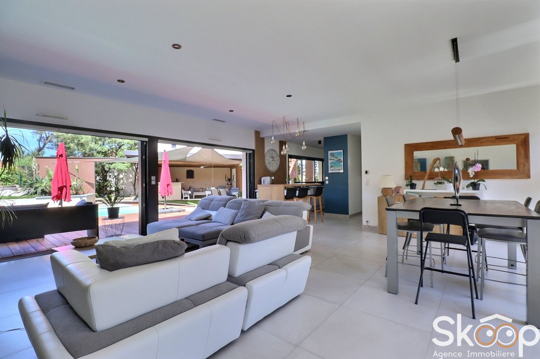 Villa in Montferrier-sur-Lez, Occitania, France 2 - 18026392
