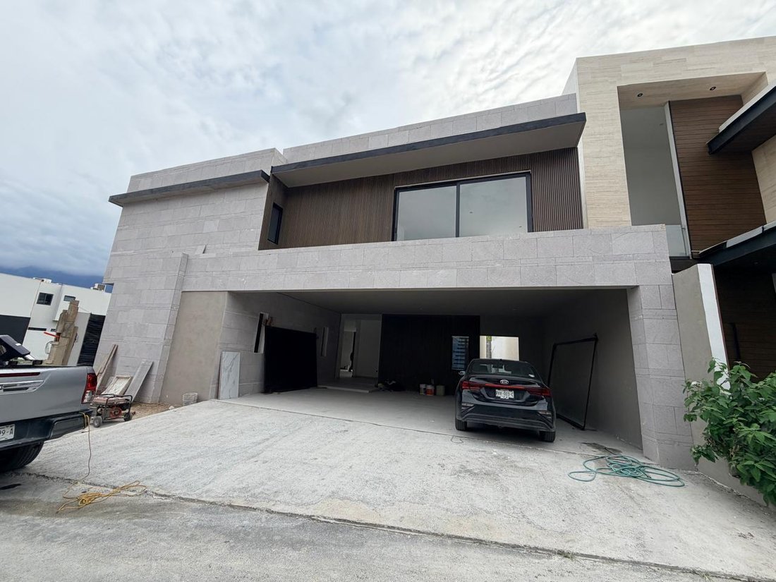 House in Monterrey, Nuevo Leon, Mexico 1 - 18027458