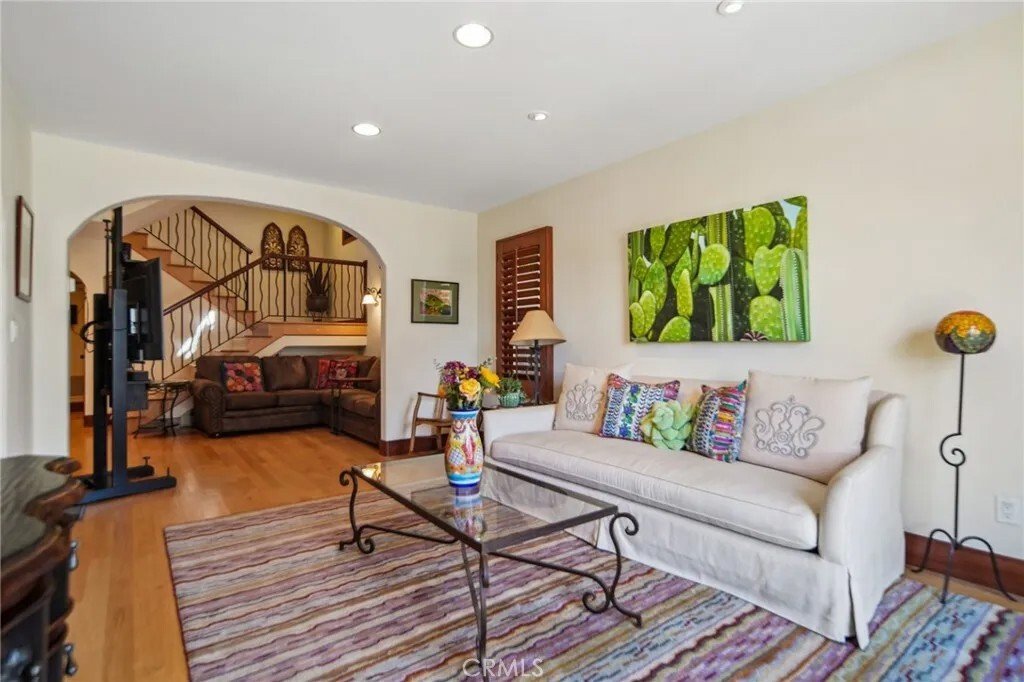 House in Signal Hill, California, United States 5 - 17802876