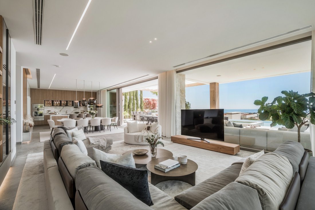 Villa in La Quinta, Benahavis, Andalusia 3 - 17288465