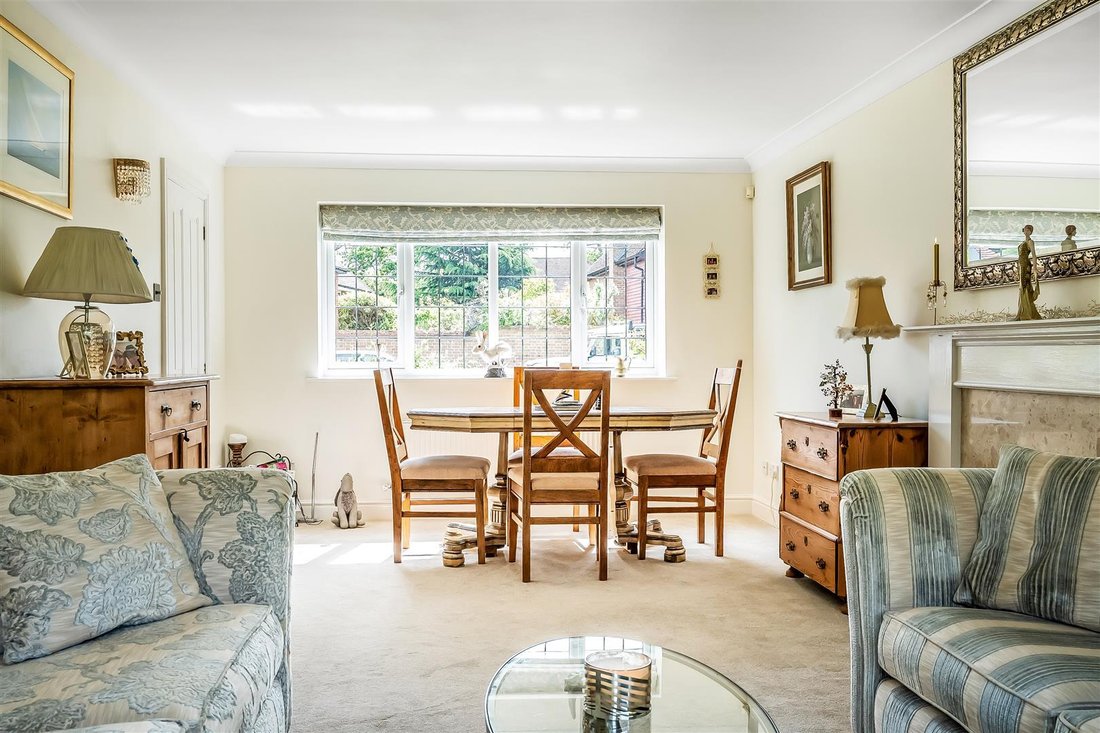 House in Epsom, England, United Kingdom 4 - 18025831