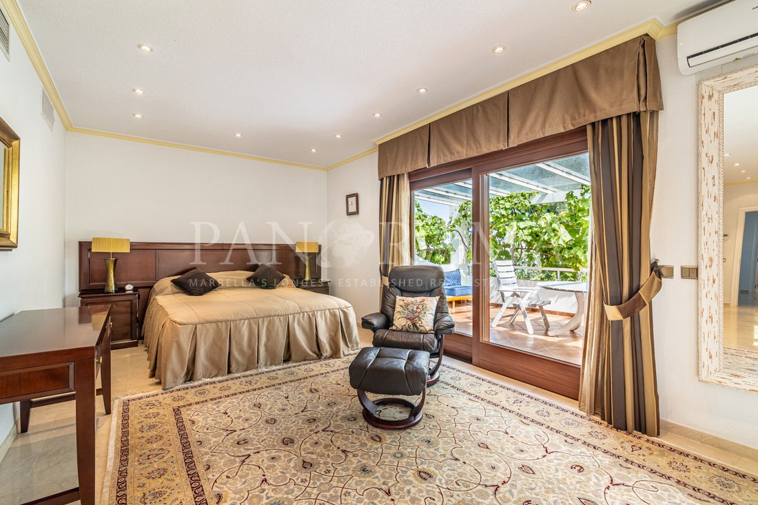 Villa in Cancelada, Estepona, Andalusia 5 - 18027465