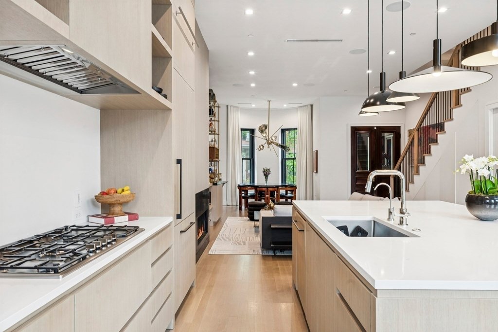 House in Boston, Massachusetts, United States 3 - 18027132