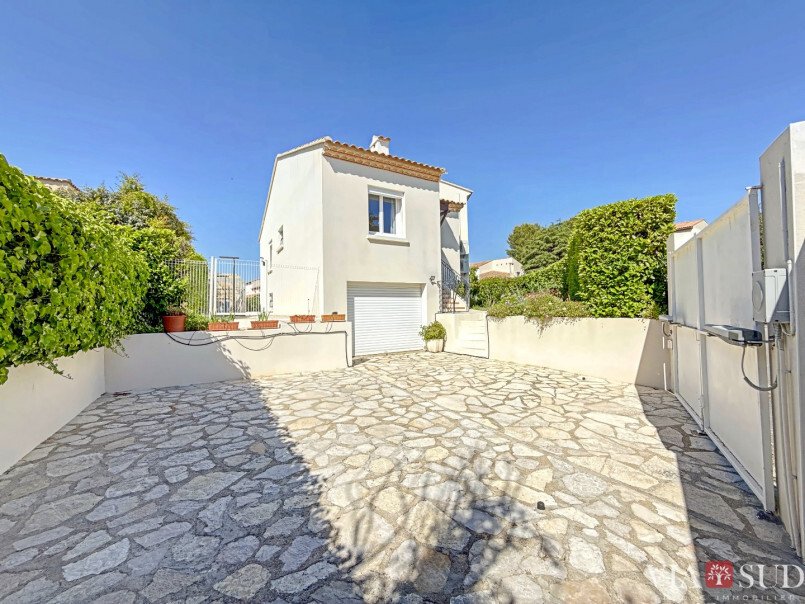 House in Ancien Hôpital, Beziers, France 3 - 18029600