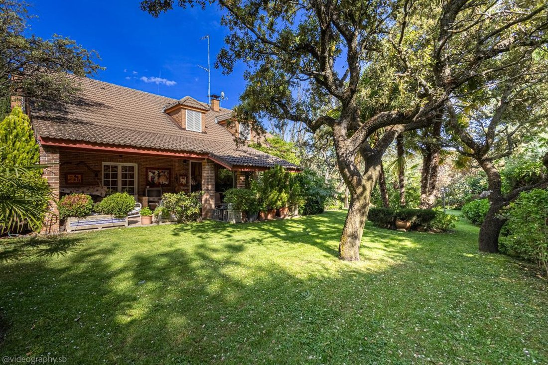 House in Las Rozas de Madrid, Comunidad de Madrid, Spain 3 - 18025952