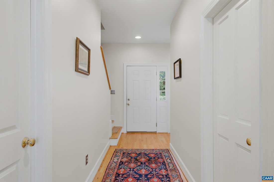 House in Charlottesville, Virginia, United States 2 - 18028777