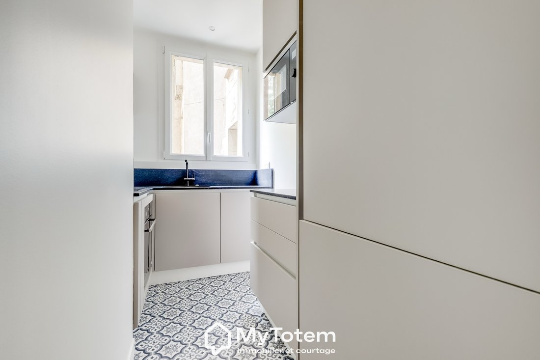 Apartment in Gambetta, Paris 20e Arrondissement, Paris 4 - 18026340