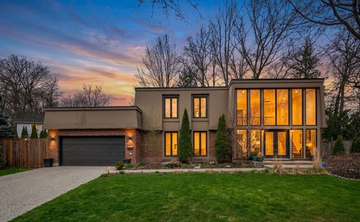 House in Niagara Falls, Ontario, Canada 1