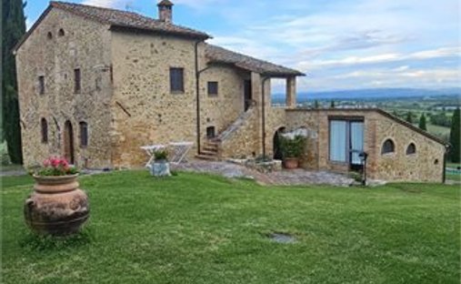 Villa in Casole d'Elsa, Tuscany, Italy 1
