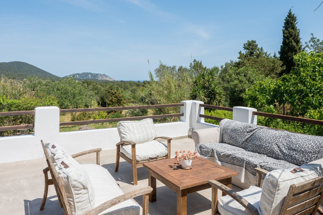 Villa in Santa Eularia des Riu, Balearic Islands, Spain 4 - 18027607