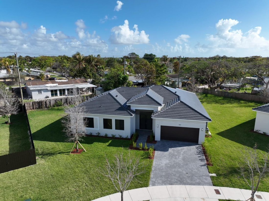 House in Cutler Bay, Florida, United States 3 - 18029318