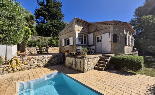 Villa en Le Tignet, Provenza-Alpes-Costa Azul, Francia 1