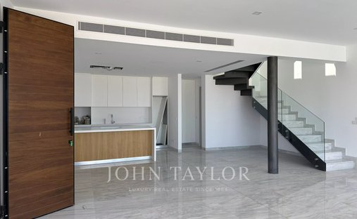 Villa in Agios Tychon, Limassol, Zypern 1