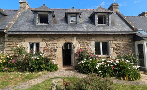Estate in Plougonvelin, Brittany, France 1