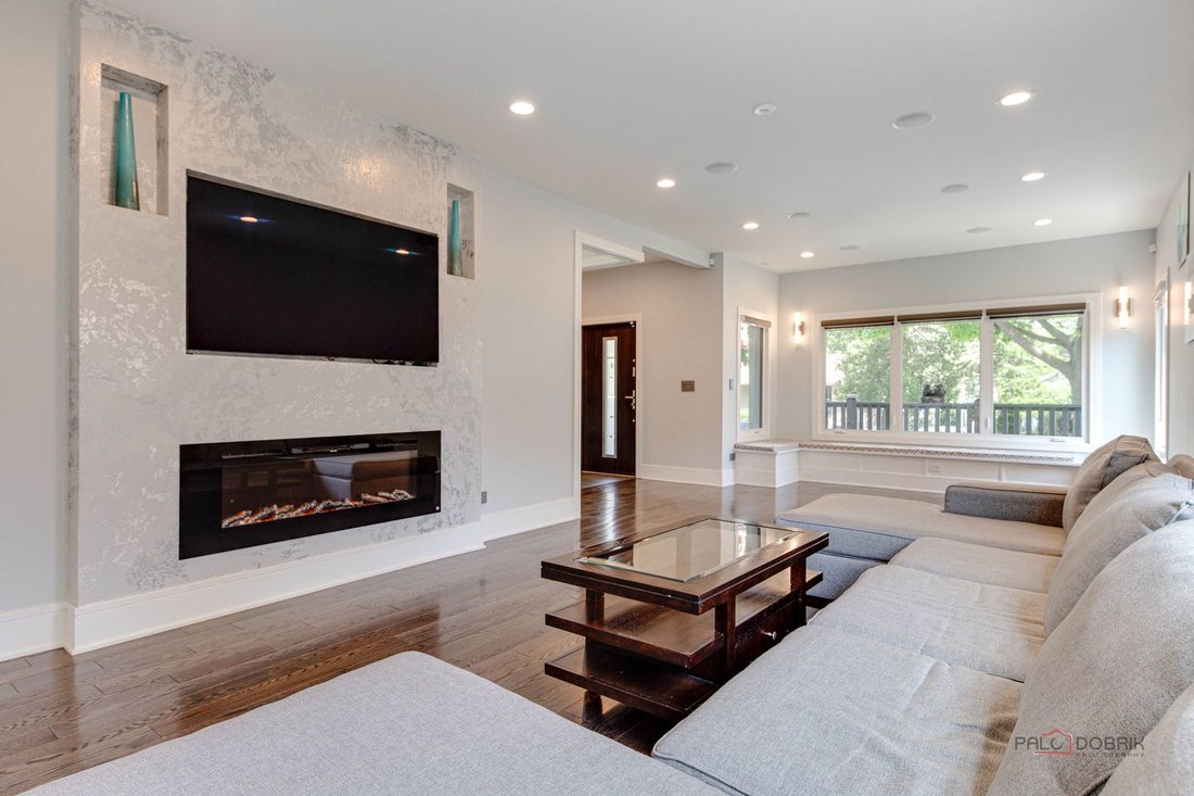 House in Des Plaines, Illinois, United States 5 - 18030237