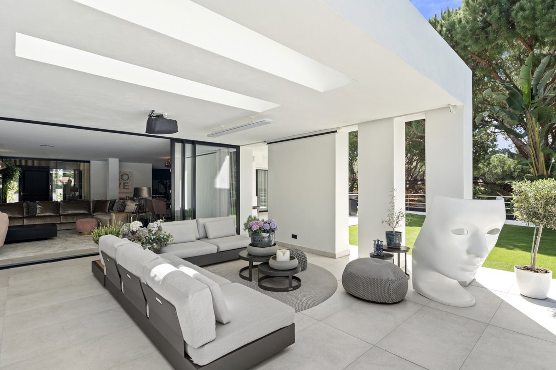 Villa in Elviria-Cabopino, Marbella, Spain 4 - 17289366