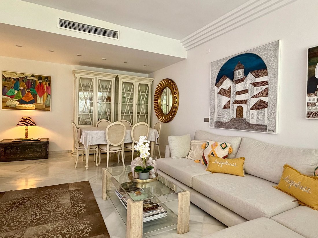 Apartment in Puerto Banus, Marbella, Spain 5 - 18028589