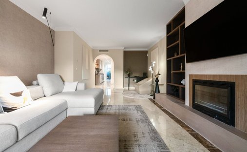 Apartment in Golden Mile, Andalusia, Spain 1