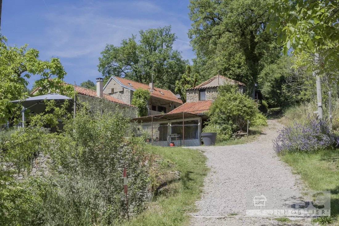 Estate in Caylus, Occitania, France 2 - 15988063