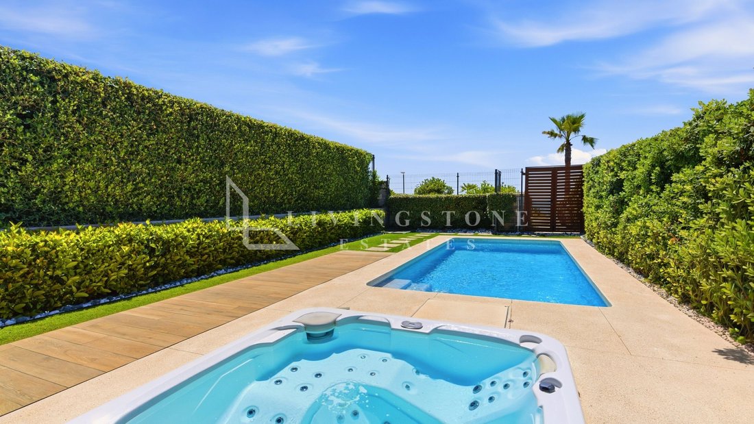 Townhouse in Estepona, Andalusia, Spain 3 - 18025843