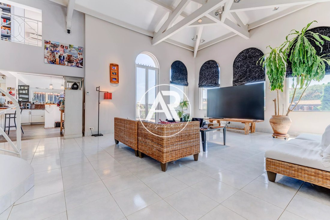 Villa in Nice, Provence-Alpes-Côte d'Azur, France 5 - 18027536