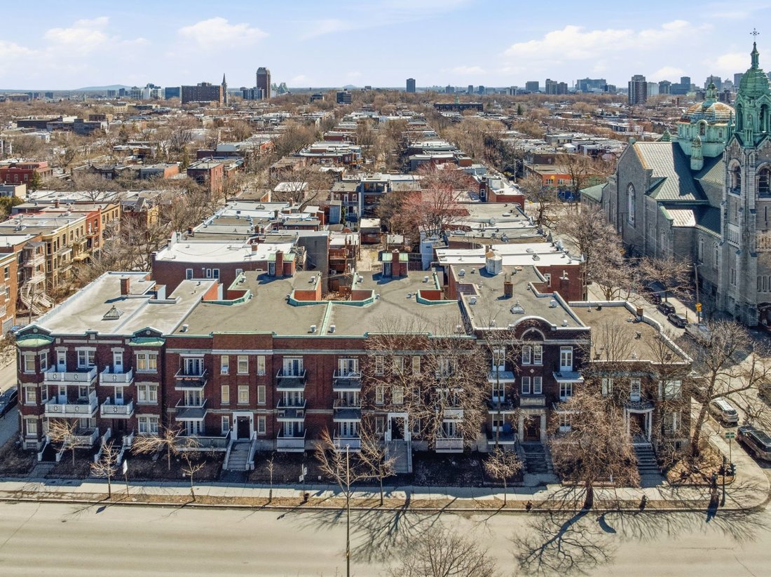 Montréal, Quebec, Canada 2 - 18031009