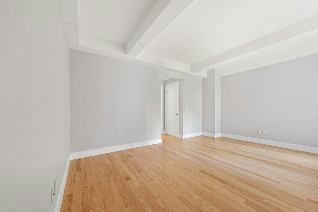 Co Op in New York, New York, United States 3 - 18023901