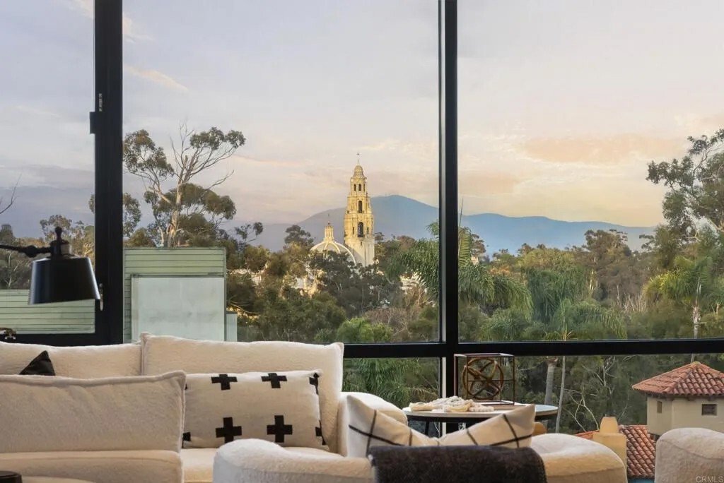 Condo in San Diego, California, United States 1 - 18030093