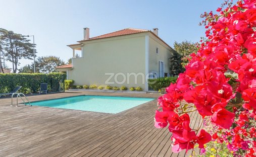 House in Rio de Mouro, Lisbon, Portugal 1