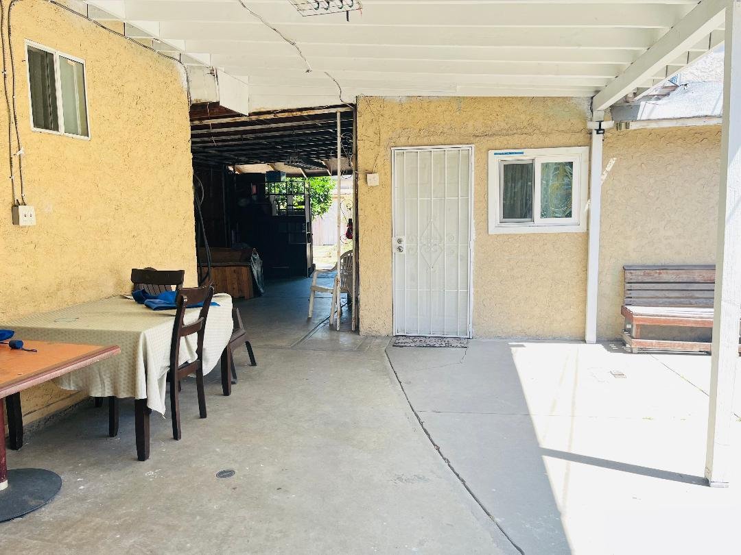 House in Maywood, California, United States 2 - 18028324
