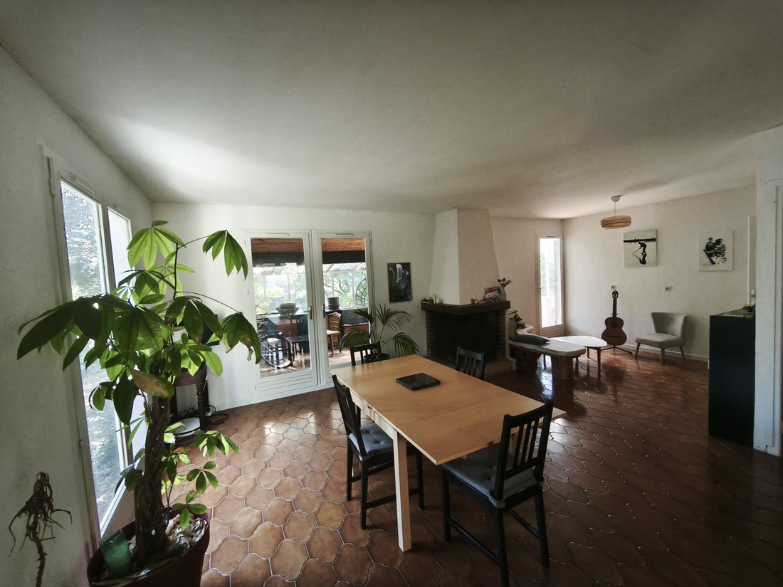 House in Sud, Saint-Jean-de-Vedas, France 2 - 17011023