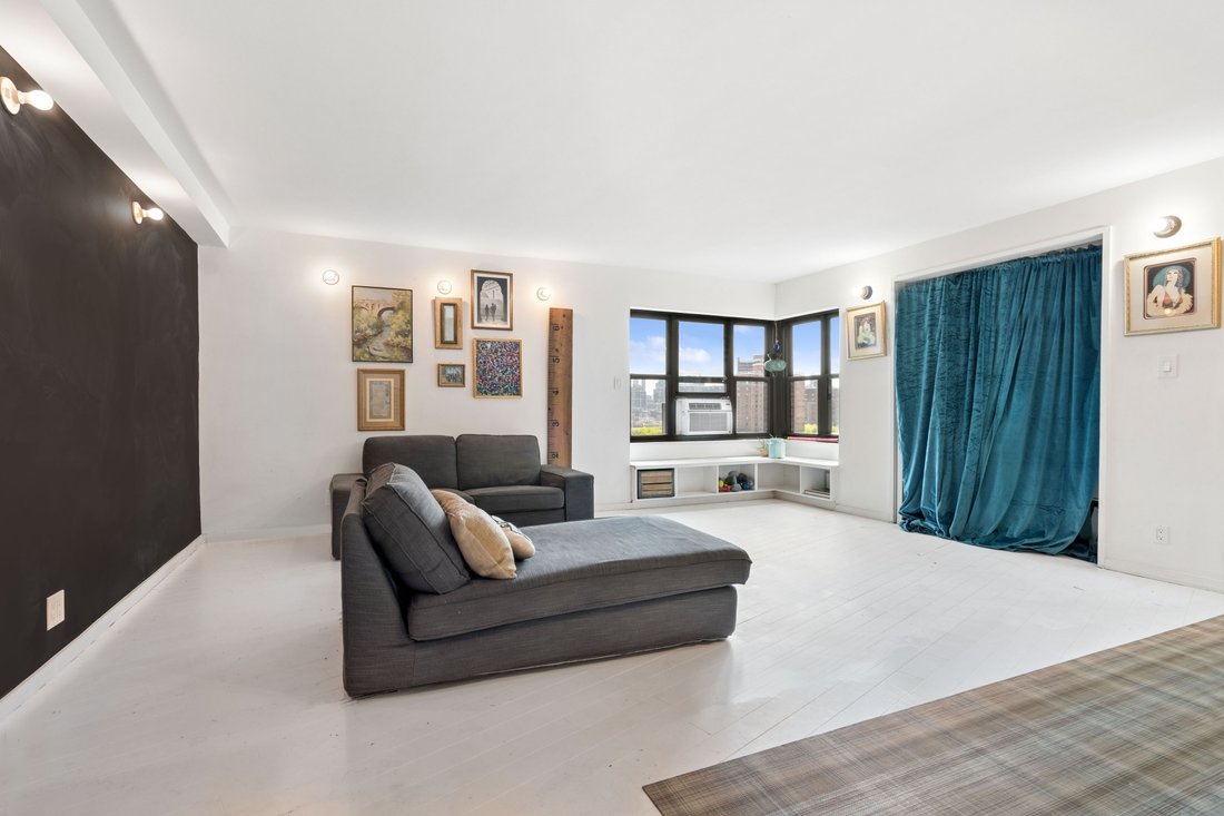 Co Op in New York, New York, United States 3 - 18032753