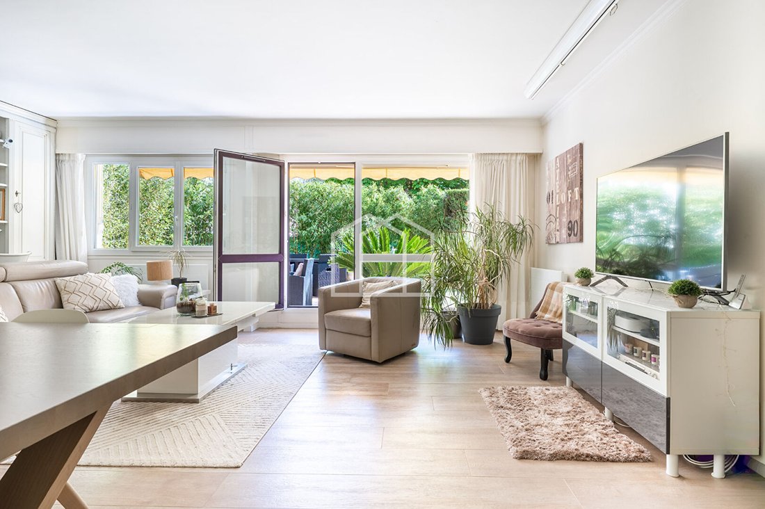 Wohnung in Suresnes, Île-de-France, Frankreich 1 - 17629205