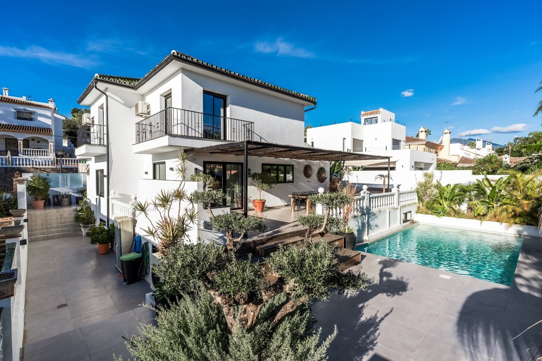 Villa in Nueva Andalucia, Marbella, Spain 2 - 17269653