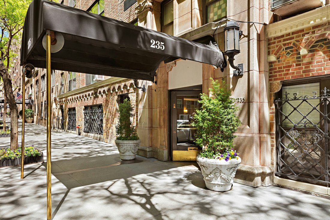 Co Op in New York, New York, United States 1 - 18023901