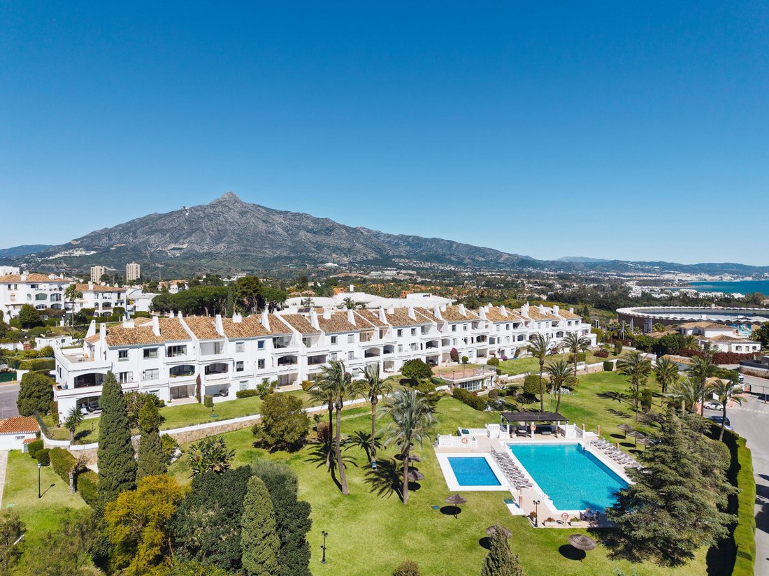 Apartment in Nueva Andalucia, Marbella, Spain 1 - 17975020