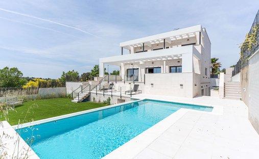 Villa in Majadahonda, Comunidad de Madrid, Spain 1