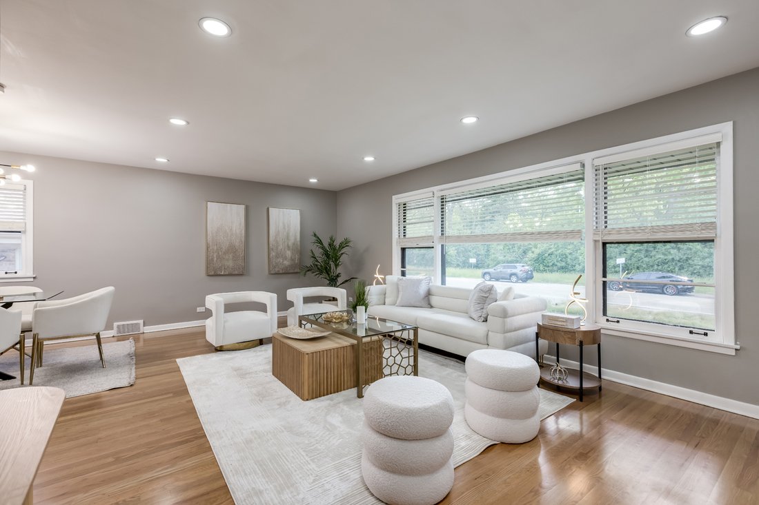 House in Skokie, Illinois, United States 4 - 18020311