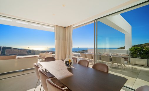 Penthouse in Ojen, Andalusia, Spain 1