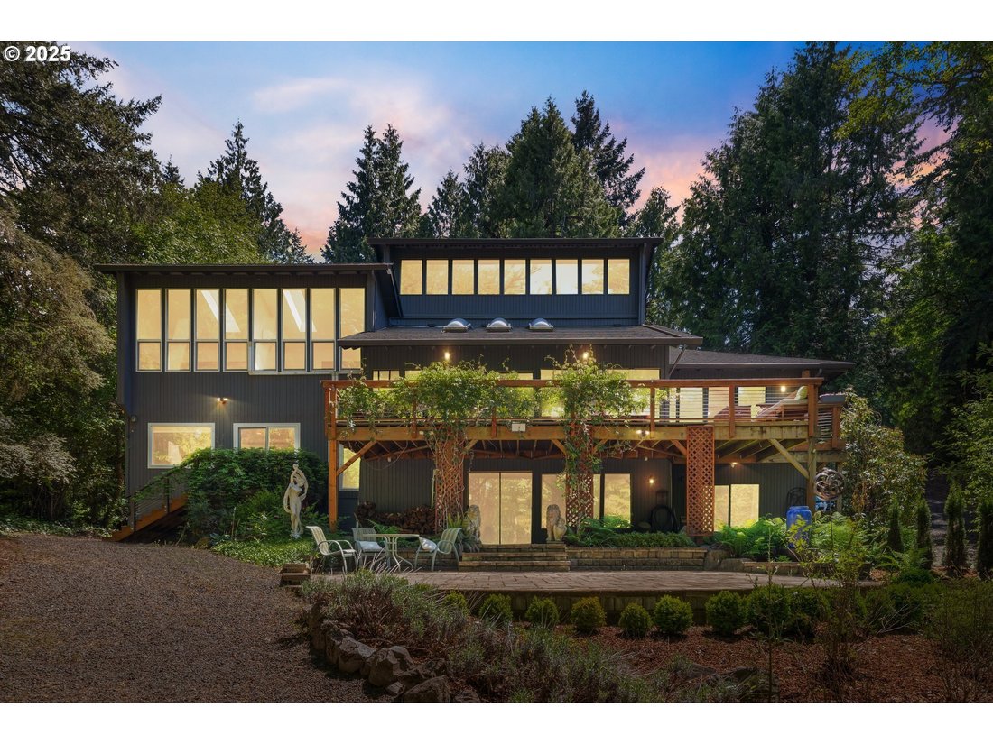 House in Hillsboro, Oregon, United States 1 - 18031829