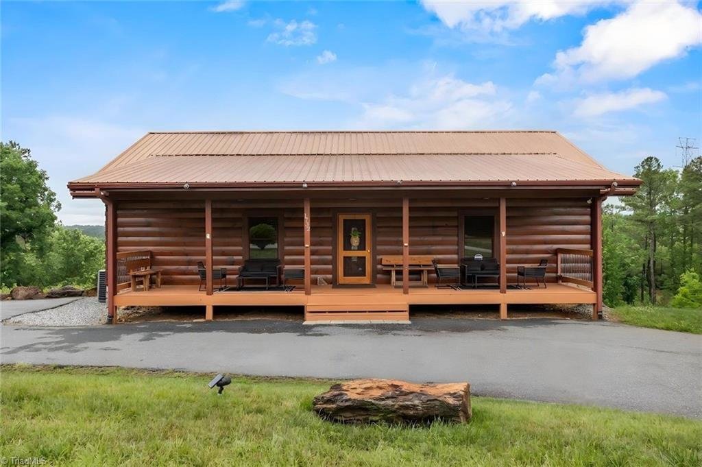 House in Granite Falls, North Carolina, United States 4 - 18028480