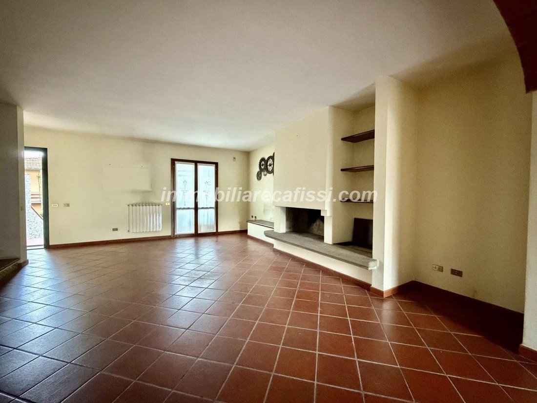 Country House in Poggio a Caiano, Tuscany, Italy 3 - 18031130
