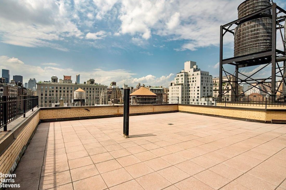 Co Op in New York, New York, United States 3 - 18023851