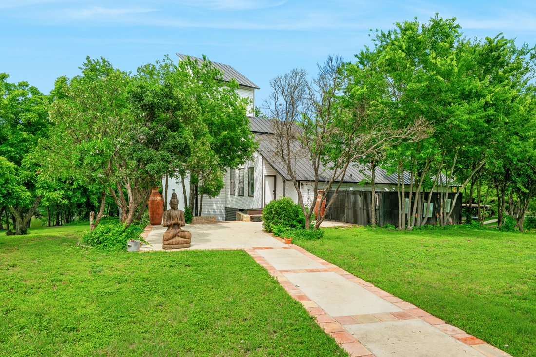 House in Seguin, Texas, United States 4 - 18032530
