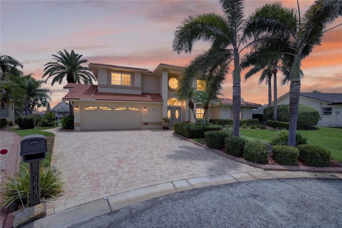House in New Port Richey, Florida, United States 1 - 18018175